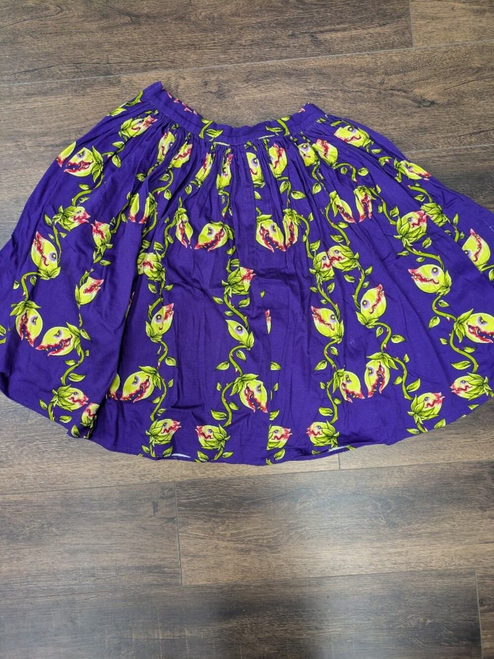 Deadly Dames Venus Fly Trap Skirt Medium - Picture 6 of 6